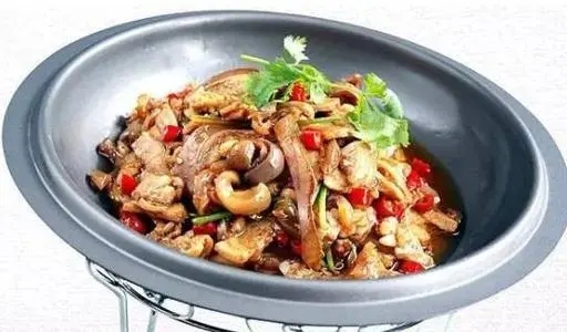 【小湘厨】白辣椒小肚 
