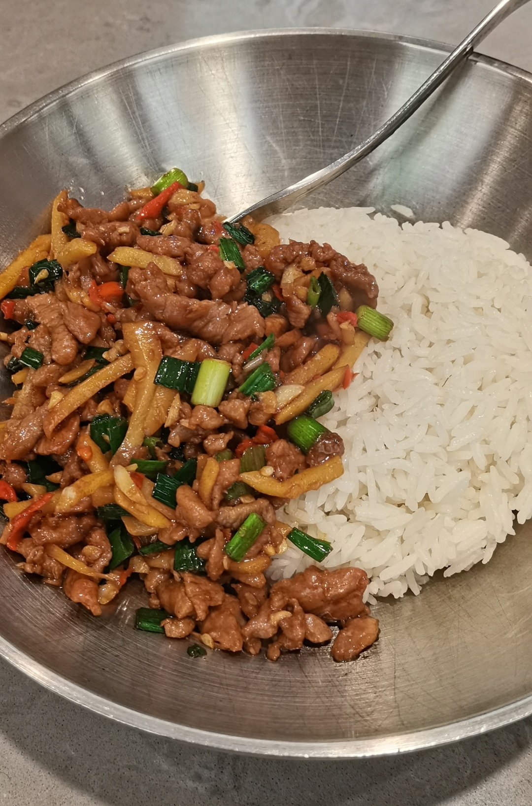 【霸碗|王府井富1楼】盖码饭 嫩姜鸭丝盖码饭