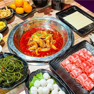 【阿华大虾（七星购物公园）】美味虾火锅，吃完大虾涮火锅！79.9元享门市价200元阿华大虾双人餐