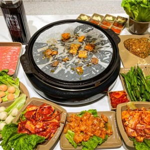 【来点烤肉(万达广场四楼)】来这里解锁大口吃肉的幸福感！128元享门市价324元的烤肉套餐：特级五花肉一份+招牌牛肉一份+美式培根一份+龙利鱼